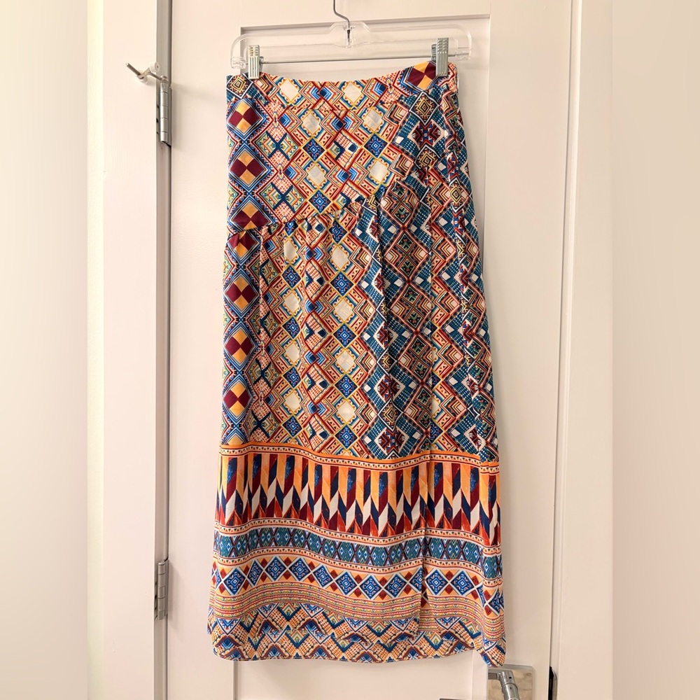 Colorful Geometric Maxi Skirt with Slit